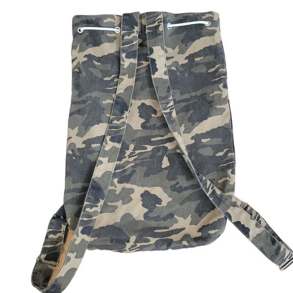 American Bazi Camouflage Drawstring Denim Backpack - Picture 6 of 8